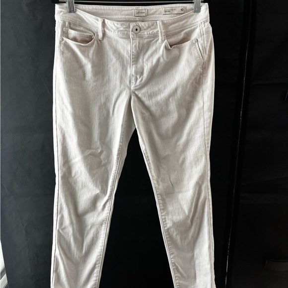 J. Jill White Authentic Fit Slim Ankle Jeans - Picture 2 of 8